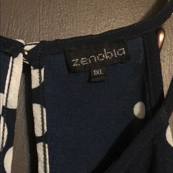 Navy/white sleeveless top 1XL - Picture 2 of 3